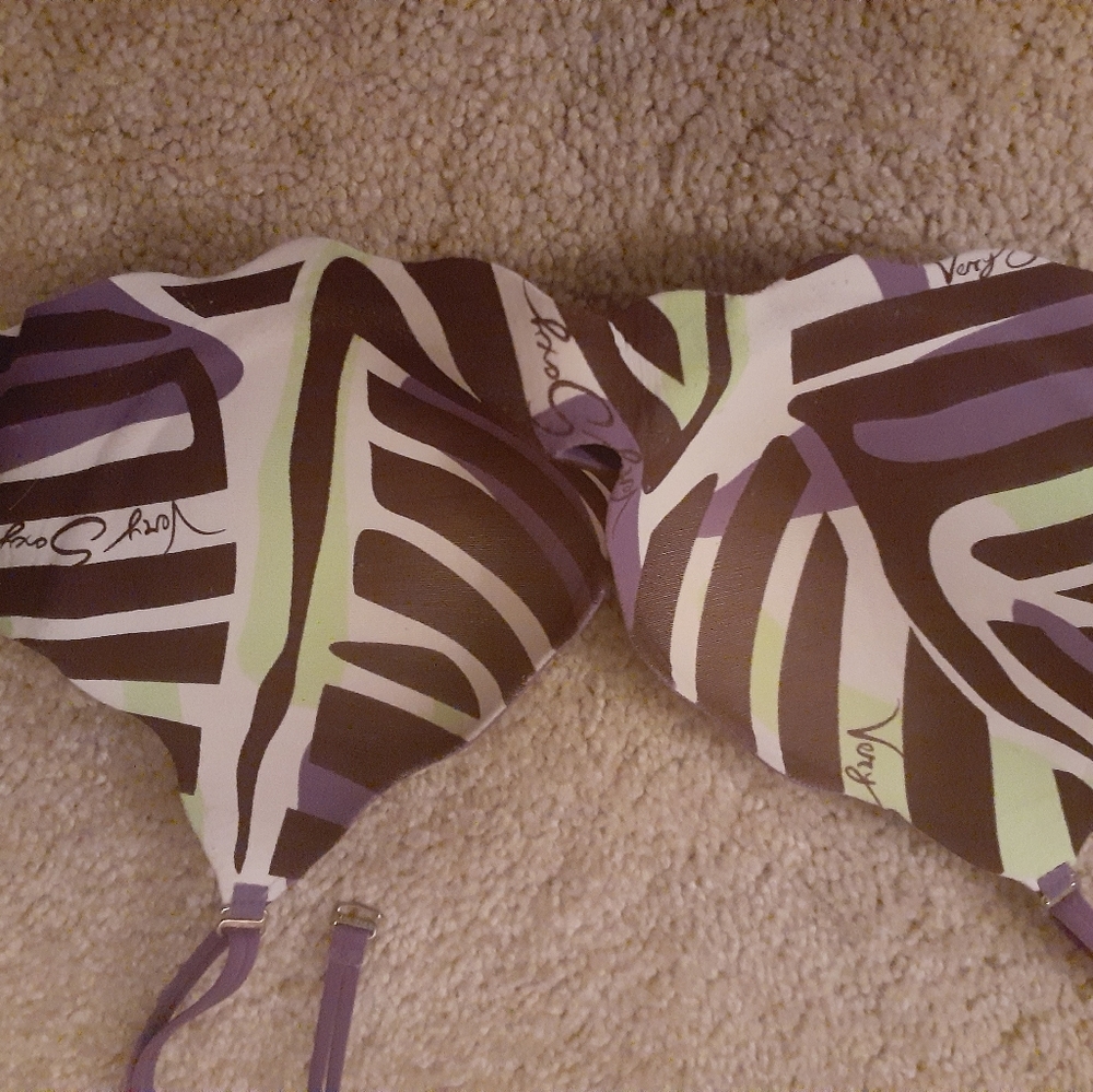 Very sexy Victoria secret bra